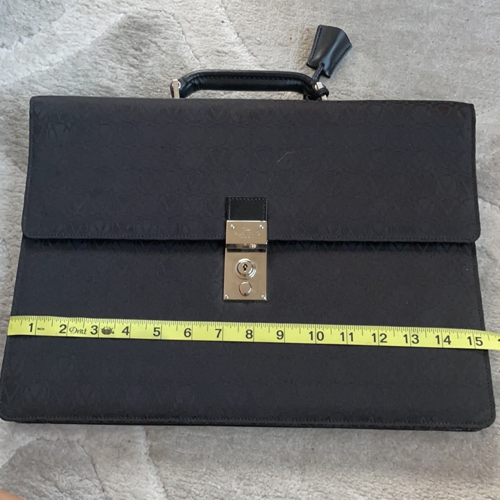 Valentino Garavani briefcase in black leather - Picture 8 of 10